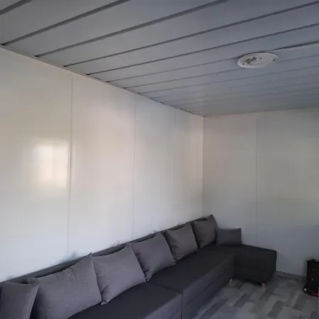 شقة Cuki Apartmanhaz Sarud